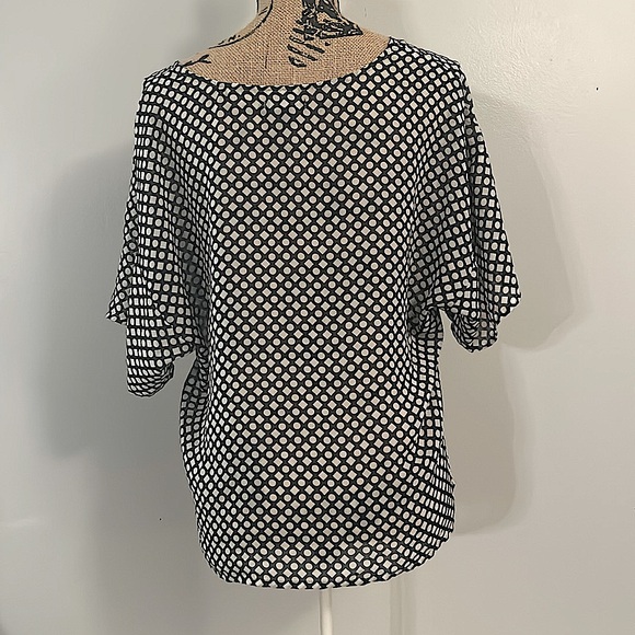 Gap Top - Picture 2 of 3